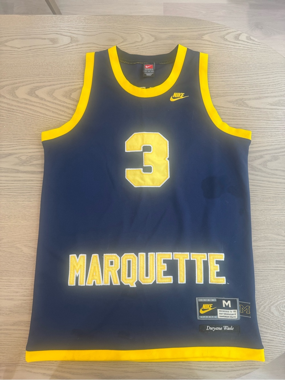 Dwyane Wade Nike Marquette Golden Eagles #3 Basketball Jersey Size MEDIUM